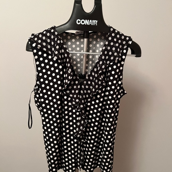 Stunning polka dot blouse. By Calvin Klein size extra large. BNWBW - Picture 2 of 5